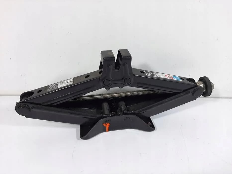 Fiat Doblo gdzie jest lewarek? Odkryj, gdzie go szukać w aucie