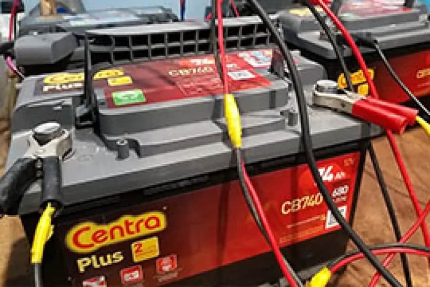 Kiedy odłączyć prostownik, aby uniknąć uszkodzenia akumulatora?