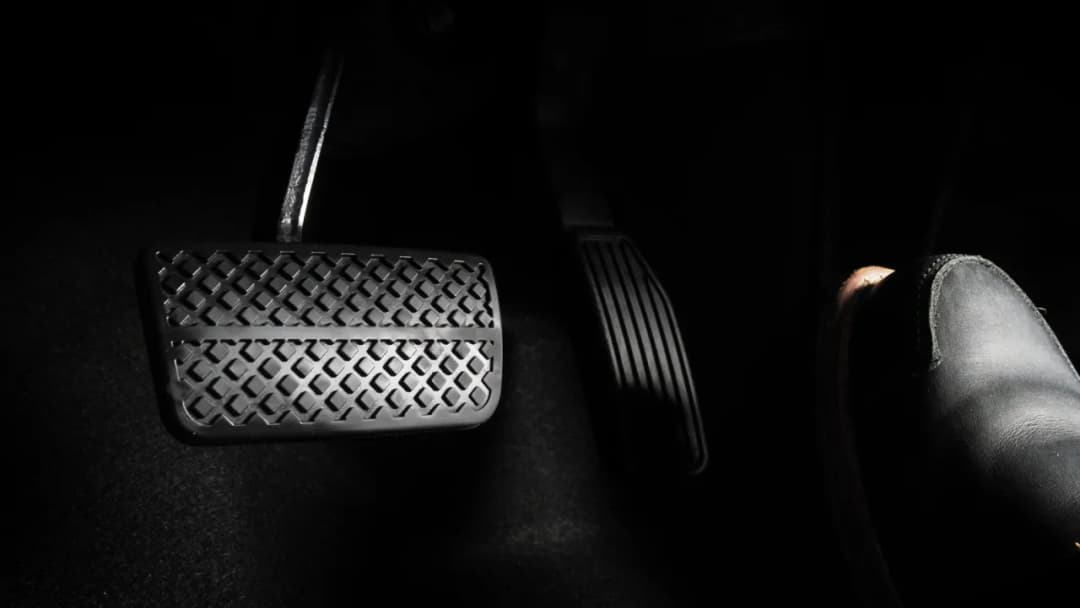 Jak działa sprzęgło: Kluczowe informacje o jego działaniu i użytkowaniu