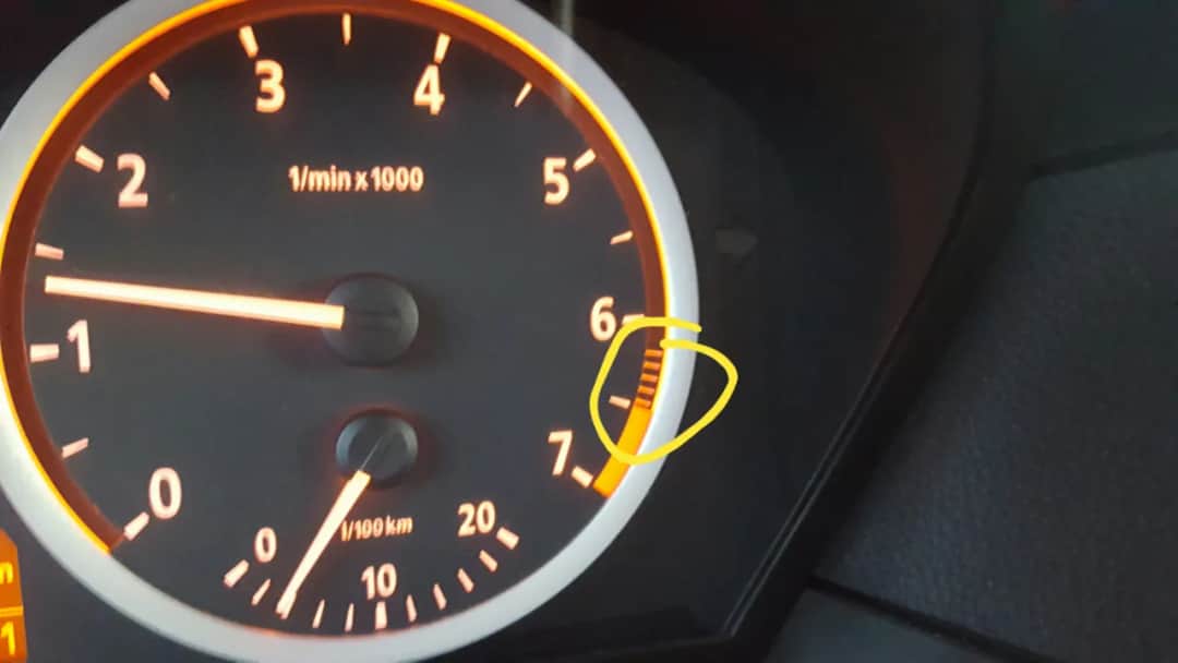 Jak sprawdzić temperaturę silnika BMW E90 i uniknąć przegrzewania