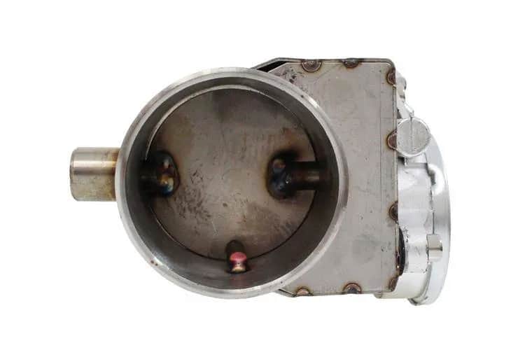 Czy przepustnica wydechu naprawdę się opłaca? Poznaj wady i zalety