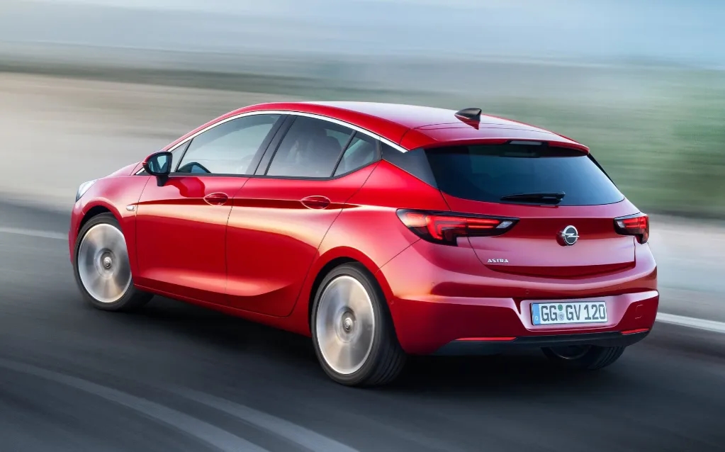 Opel Astra K jaki silnik wybrać, aby uniknąć wysokich kosztów?