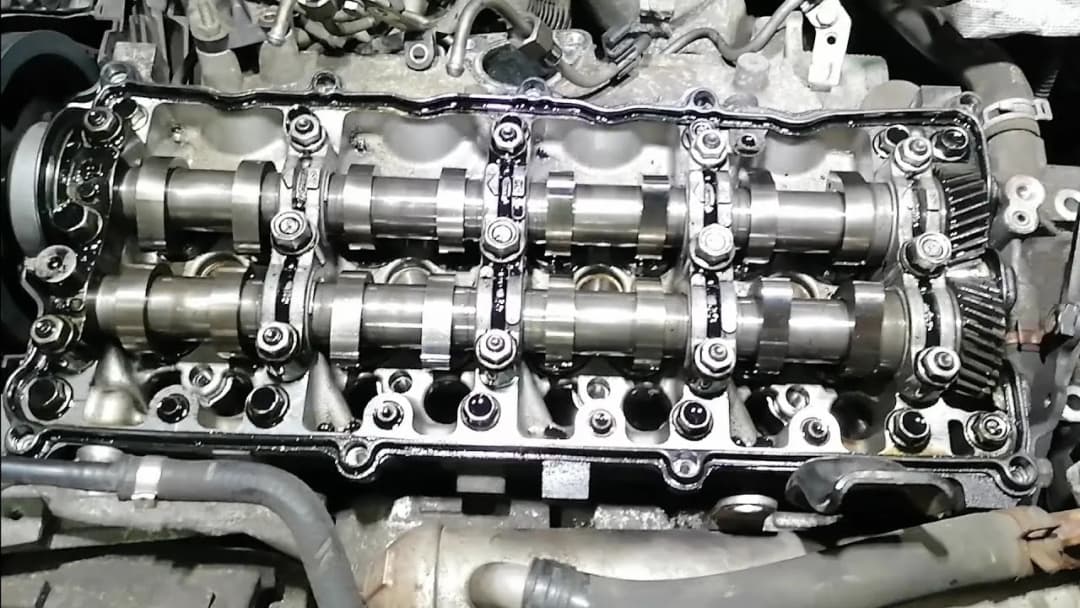 Jaki olej do silnika Hatz diesel - wybierz najlepszy dla swojego silnika