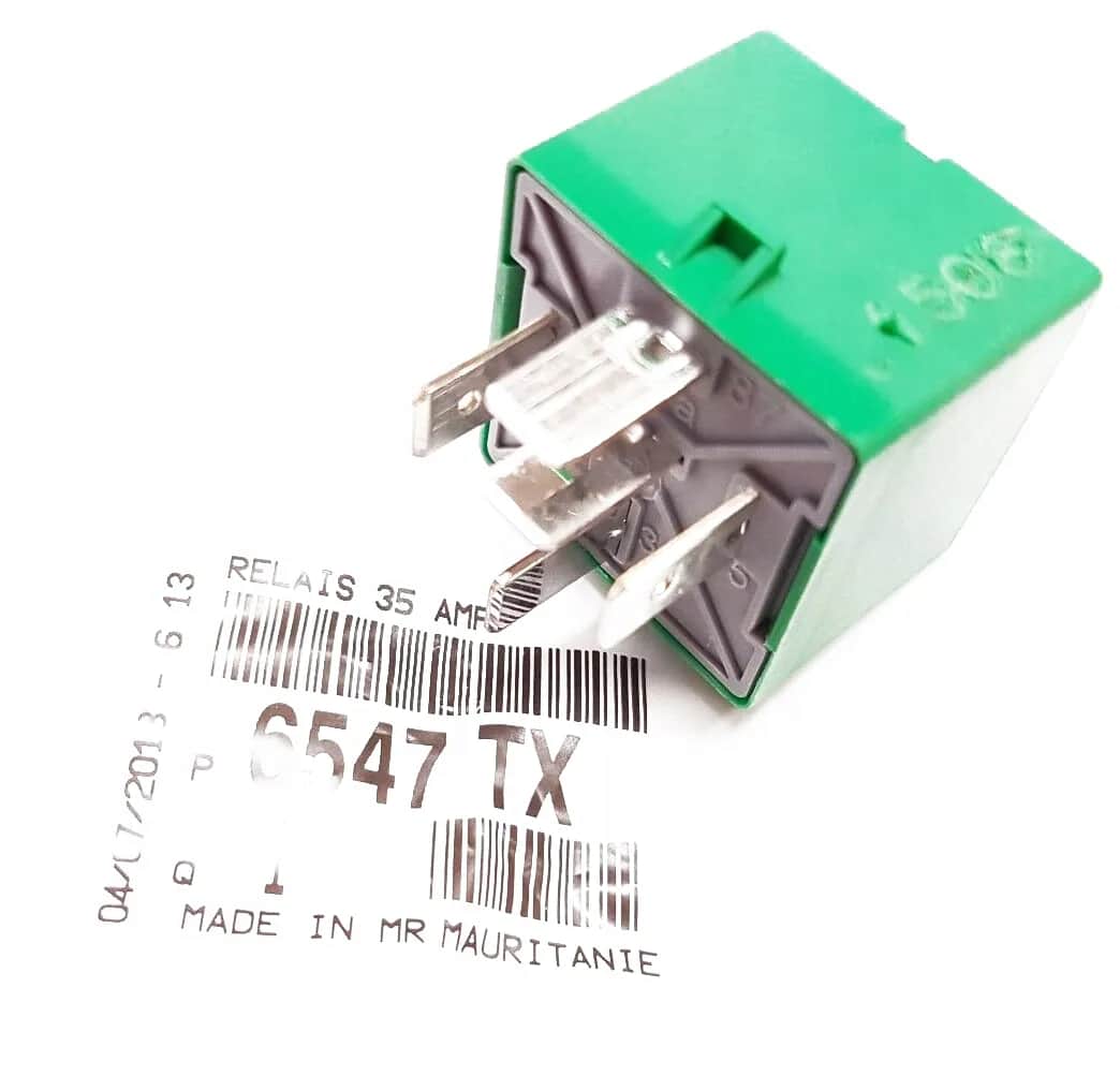 Gdzie jest przekaźnik wentylatora chłodnicy w Peugeot Partner? Sprawdź teraz!