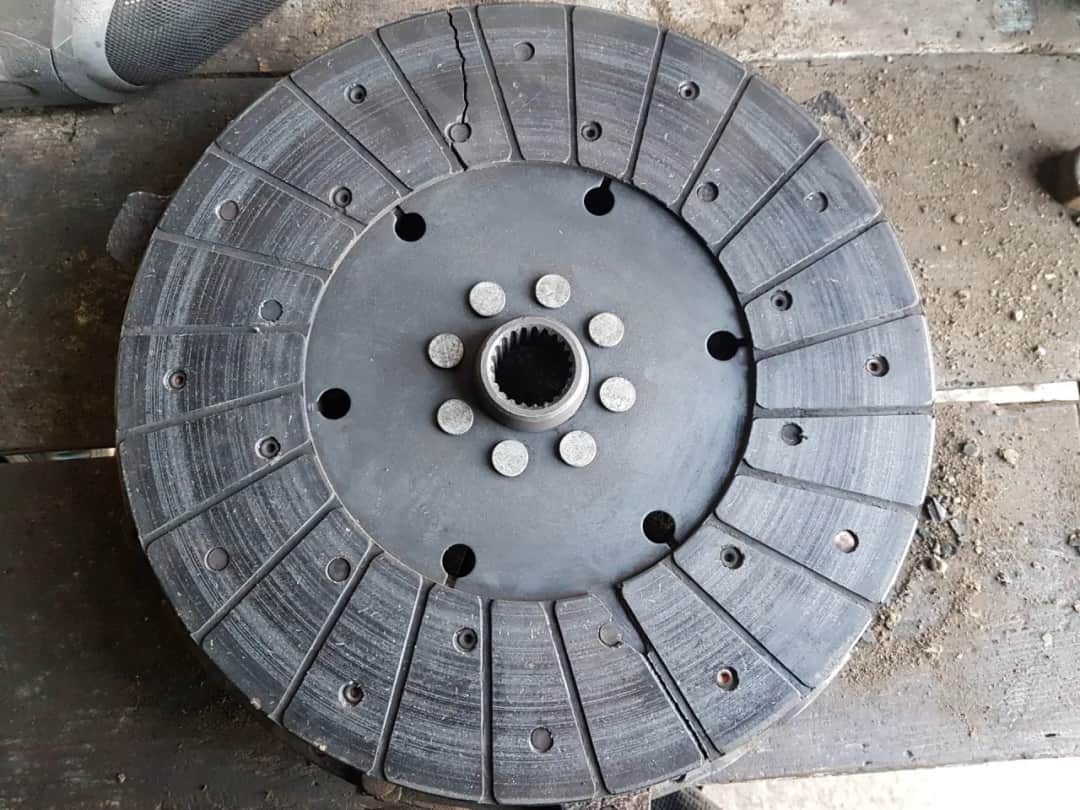 Jak założyć tarcze sprzęgła ursus c-385 - uniknij najczęstszych błędów